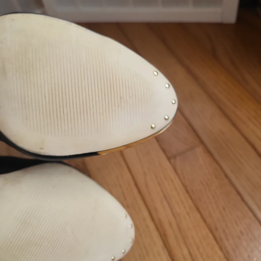 Louise Et Cie Black Leather Ankle Boots NWOT Sz 10 - Picture 10 of 13